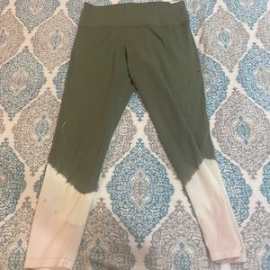 AERIE LEGGINGS TIE DYE SIZE XL!!